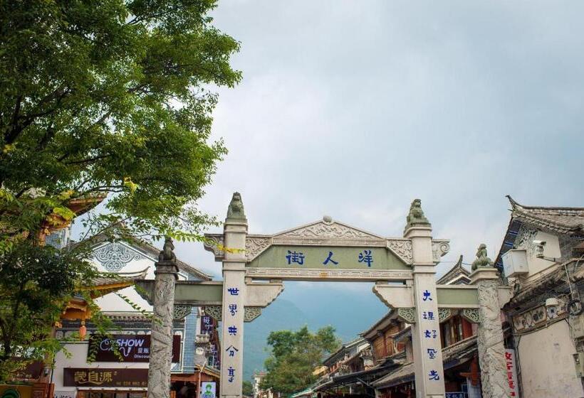 اتاق استاندارد با چشم‌انداز باغ, Lijiang Three Wells Inn