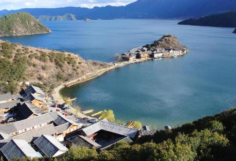 Номер Стандарт с Гидромассажем, Lijiang Three Wells Inn