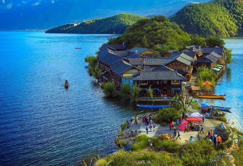 Номер Стандарт с Гидромассажем, Lijiang Three Wells Inn