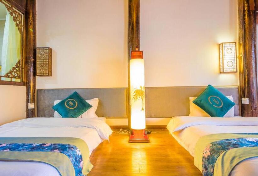 Номер Стандарт Вид на Сад, Lijiang Three Wells Inn