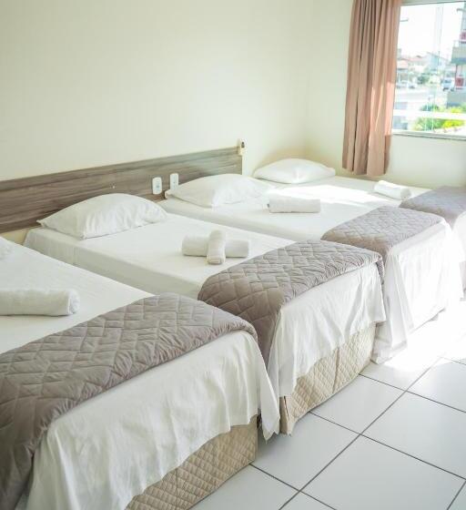 חדר סטנדרט לארבעה, Pousada Aeroporto