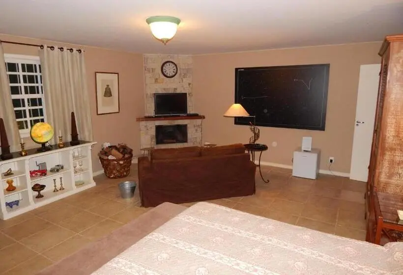 プールの見える１ベッドルームアパートメント, Pousada Quinta Do Alto