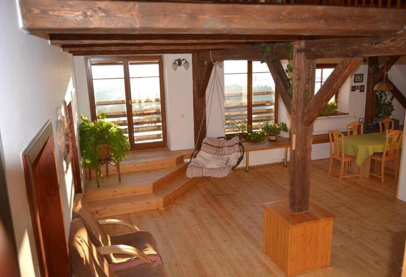 침실 1개 디럭스 아파트, Ubytování Na Hájence