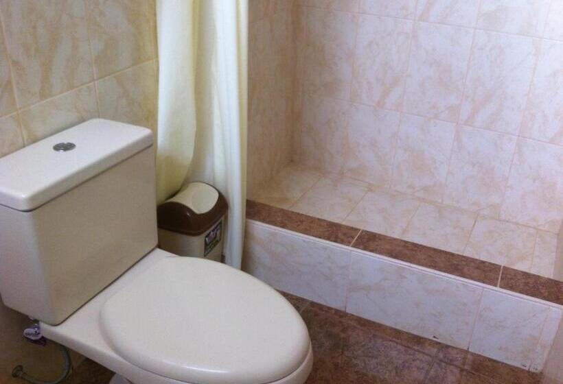 غرفة قياسية ثلاثية, Hospedaje Dulce Estancia