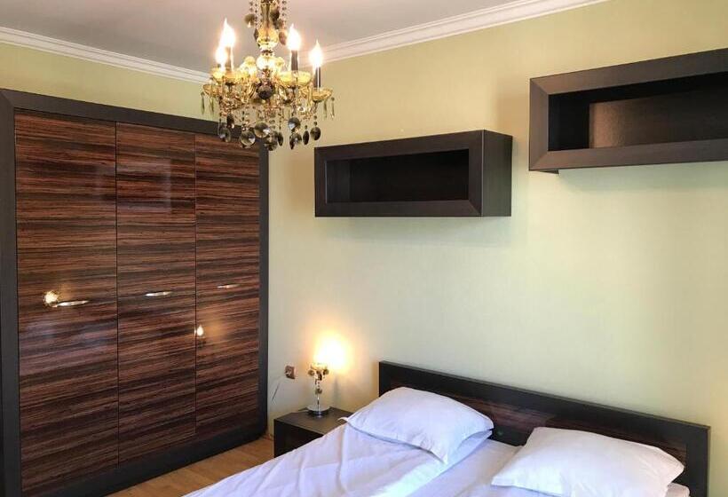 Апартаменты 2 Спальни с Балконом, Apartcomplex Splendid