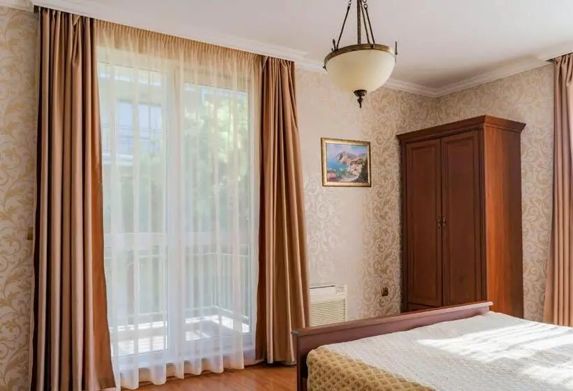 آپارتمان 2 خوابه با بالکن, Apartcomplex Splendid