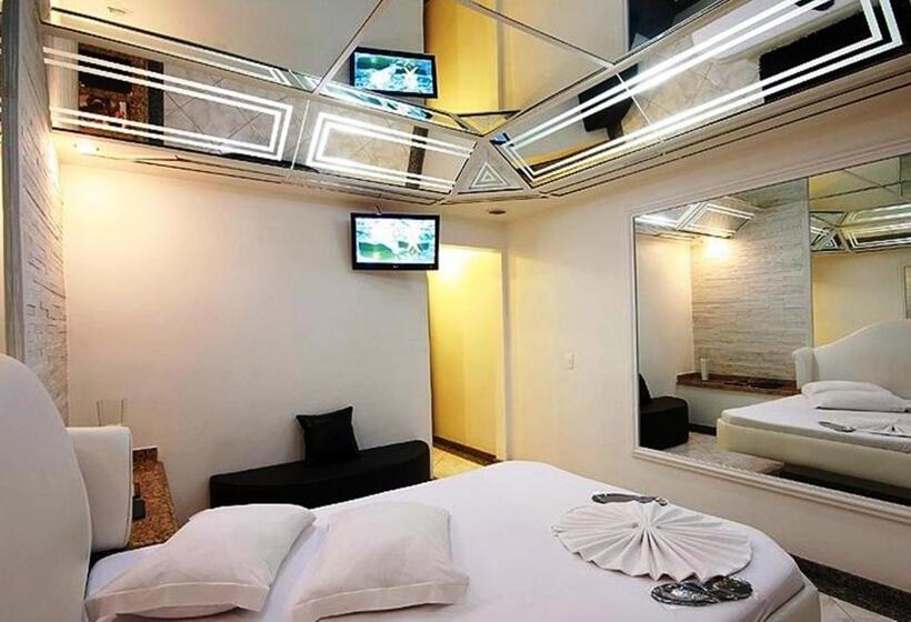 اتاق لوکس, Nosso