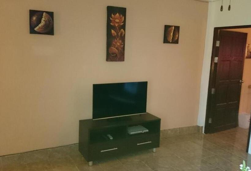 Апартаменты Deluxe 1 Спальня, Bellmans Restaurant & Guesthouse