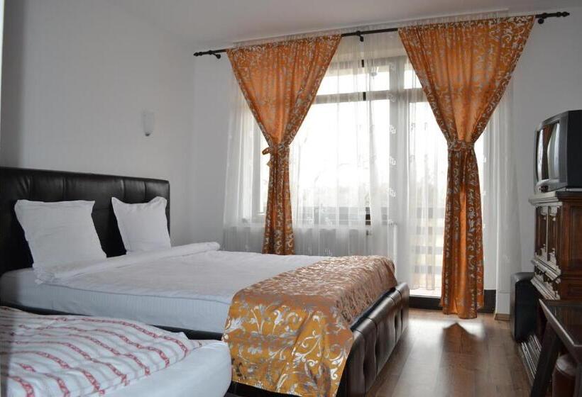 Chambre Triple Standard avec Balcon, Inspire View