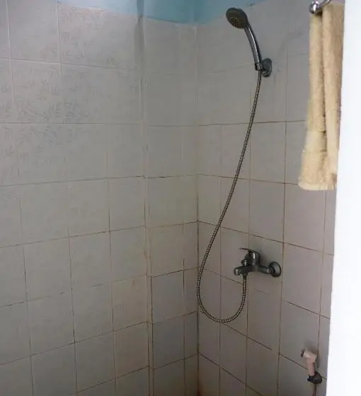 Standard Yhden Hengen Huone, Kenari Residence