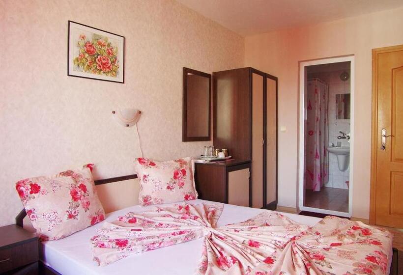 Номер Стандарт с Террасой, Violeta 7 Guest House
