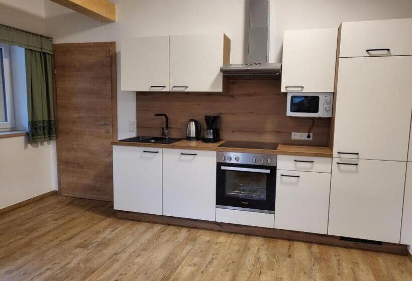 Apartamento Superior 1 Dormitório, Saumerhof