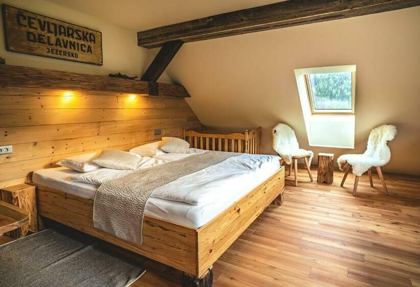 اتاق لوکس, Tourist Farm šenkova Domačija