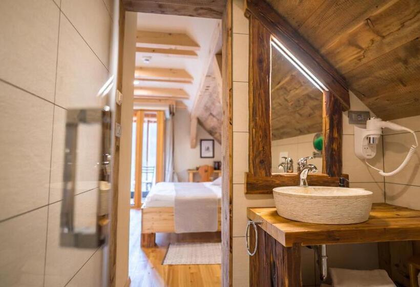 اتاق سوپریور, Tourist Farm šenkova Domačija