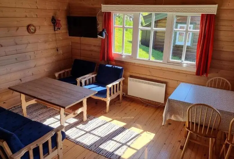２ベッドルームハウス, Westerås Gard