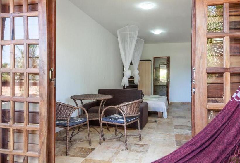 جناح جونيور, Casa Martina