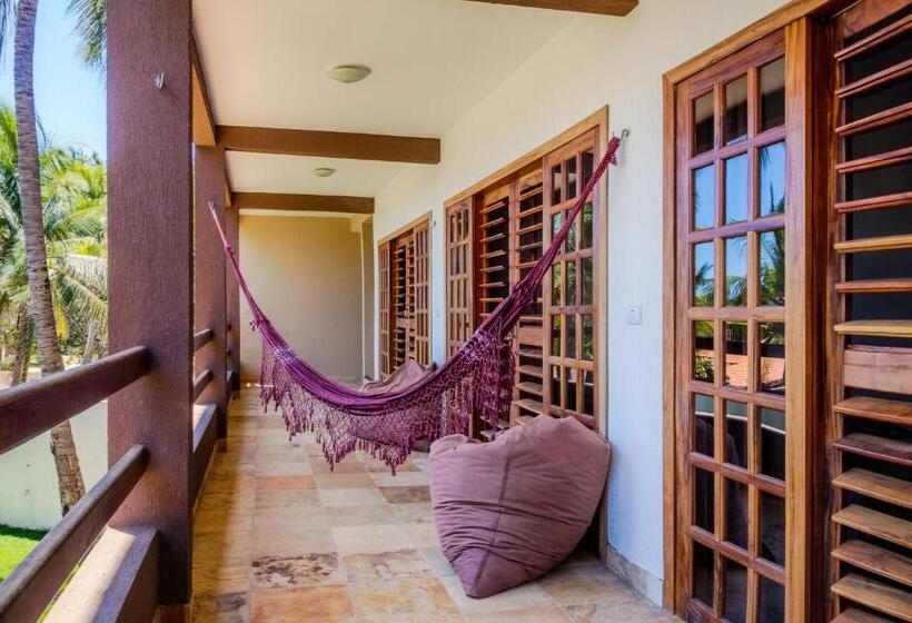 جناح جونيور, Casa Martina