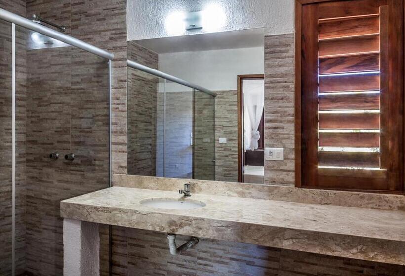 جناح جونيور ديلوكس, Casa Martina