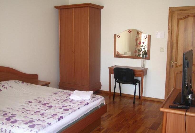 스탠다드 룸 공동 욕실, Little Amber Apartments