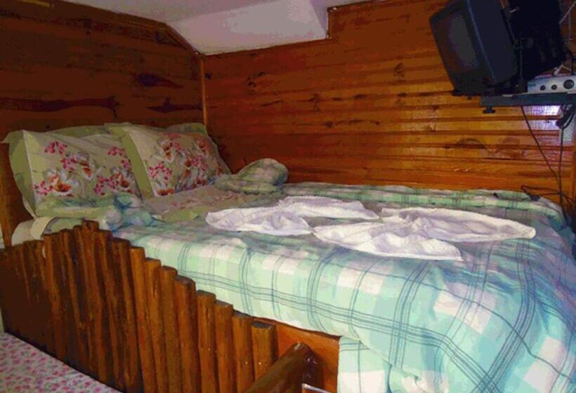 이코노미 룸, Pousada Reino Encantado   São Thomé Das Letras   Minas Gerais