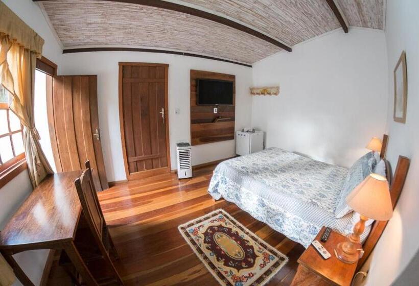 اتاق استاندارد سه نفره, Pouso Lar Doce Lar