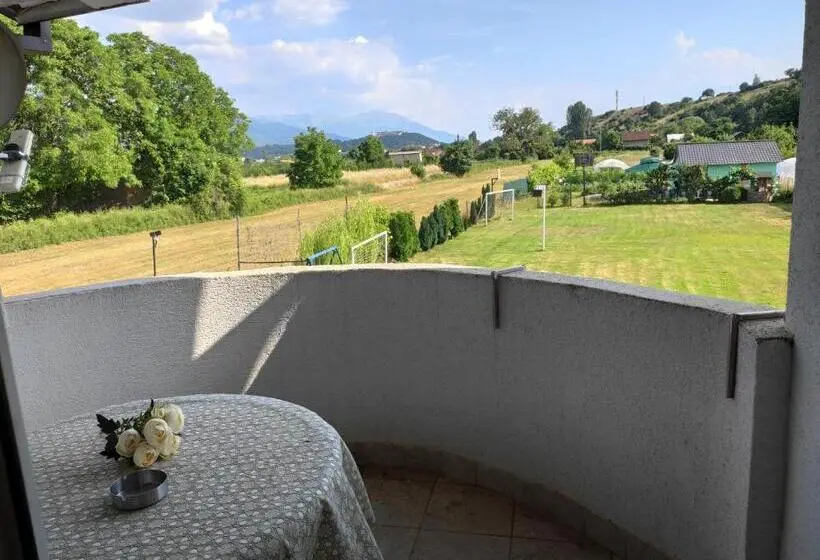 استودیو استاندارد با بالکن, Villa Kliment