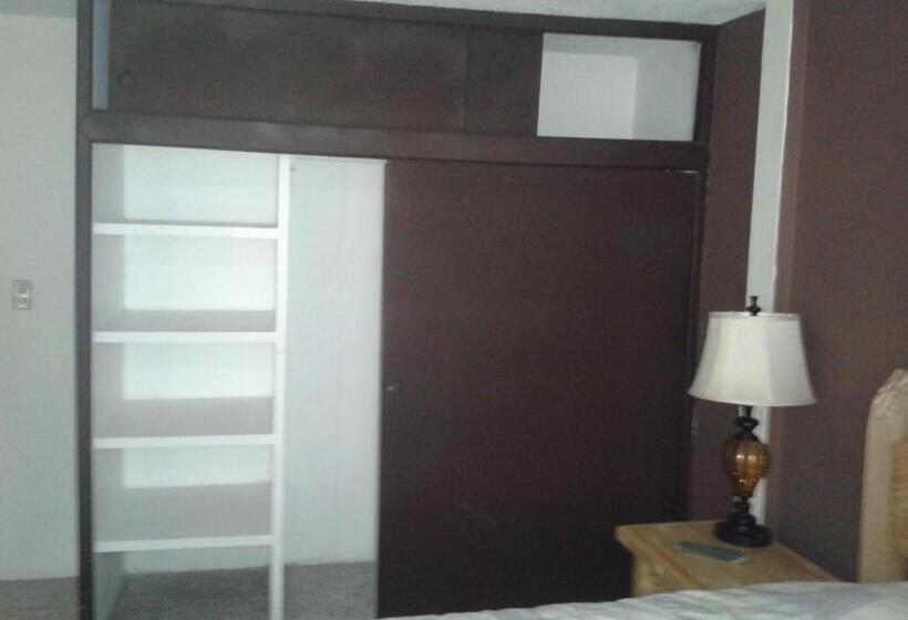 带2个卧室的套房, Tolotzin