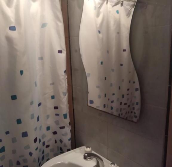 غرفة قياسية ثلاثية, La Posada De Los Fresnos