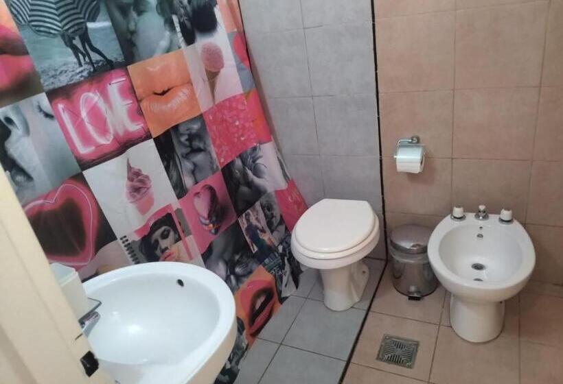 غرفة عائلية, La Posada De Los Fresnos