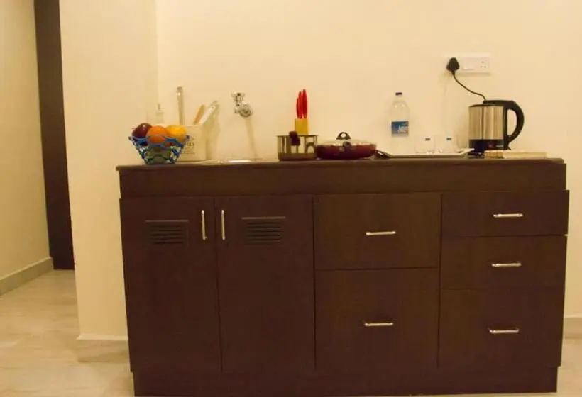 اتاق پرمیوم, Cloud Nine Serviced Apartments