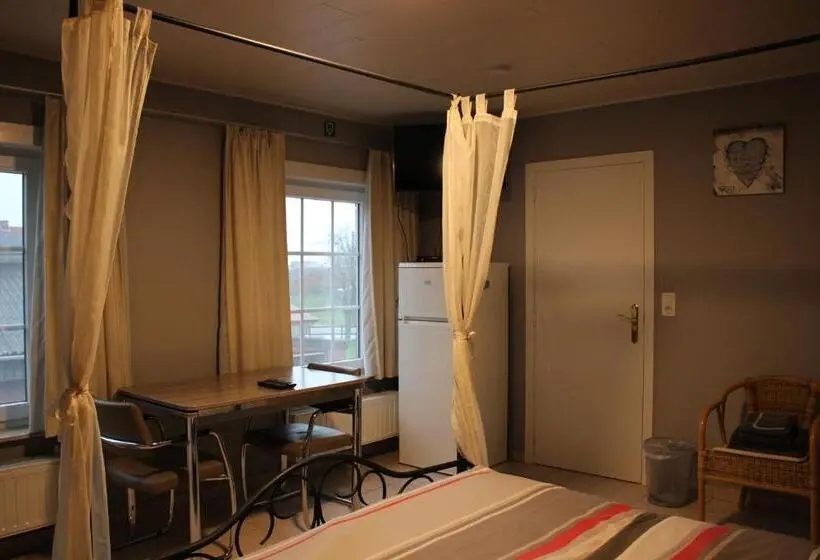 スタンダード４人部屋, Breeden Steeger Hoeve