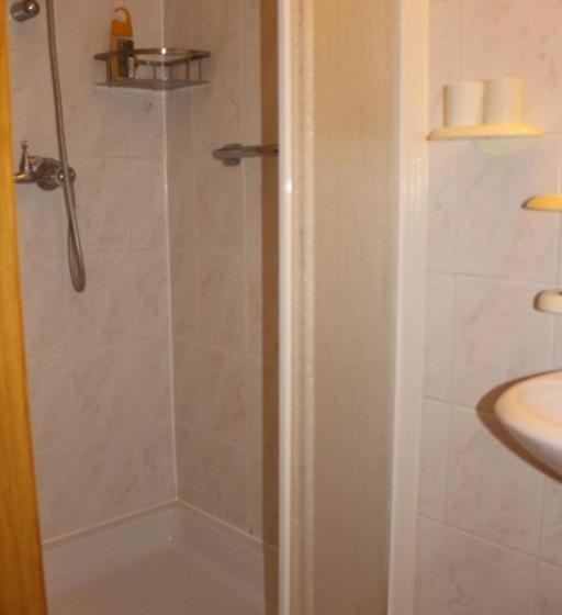 디럭스 스튜디오, Breeden Steeger Hoeve