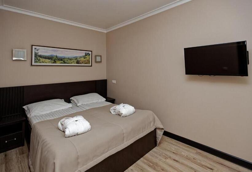 غرفة ديلوكس رباعية, Marmaros Apart Hotel & Spa