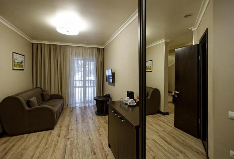 スタンダードトリプルルーム, Marmaros Apart Hotel & Spa