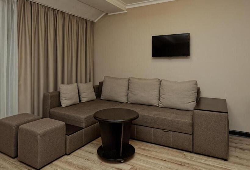 スタンダードトリプルルーム, Marmaros Apart Hotel & Spa