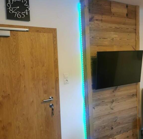 سوییت جونیور, Oberauer Wagrain Die Eco Familien Hotelpension B&b