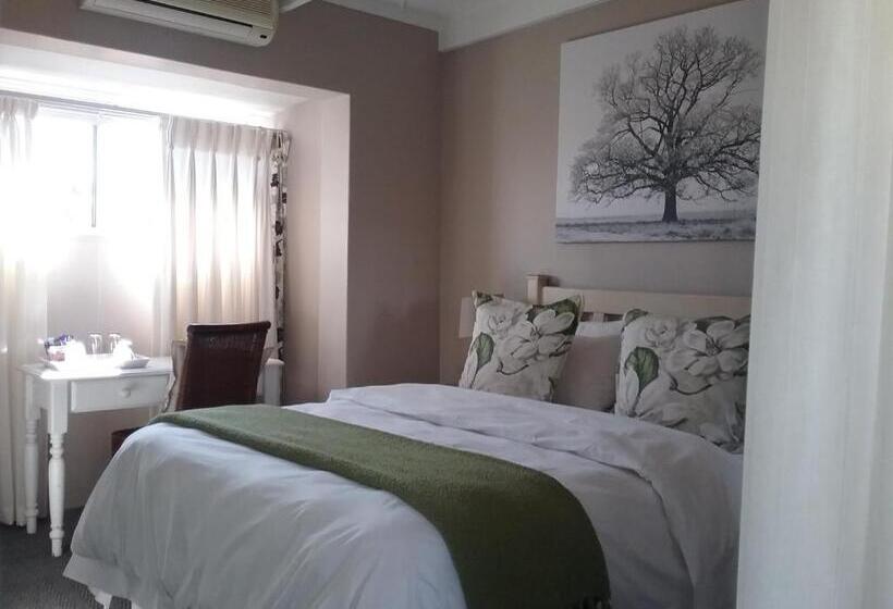 스탠다드 룸 풀장 전망, Lala Nathi Guest House & Self Catering