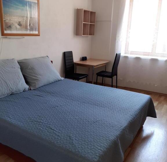 1階のスタンダードルーム, Penzion Fontána