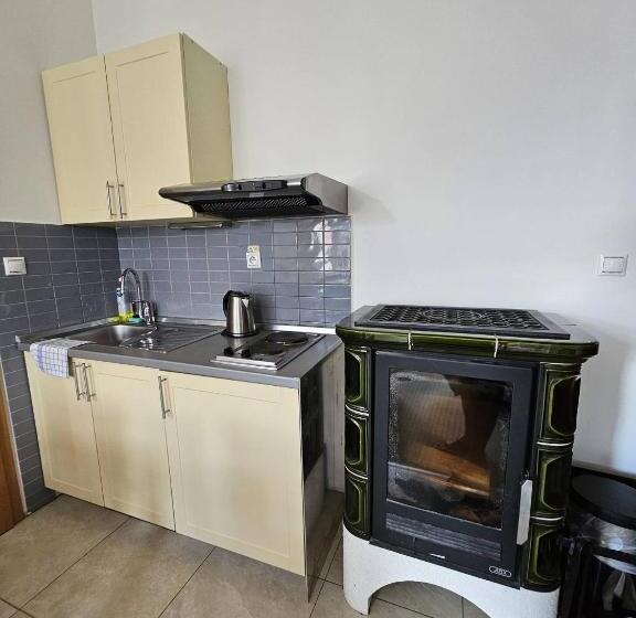 スタンダードスタジオ, Penzion Pod Krivanom