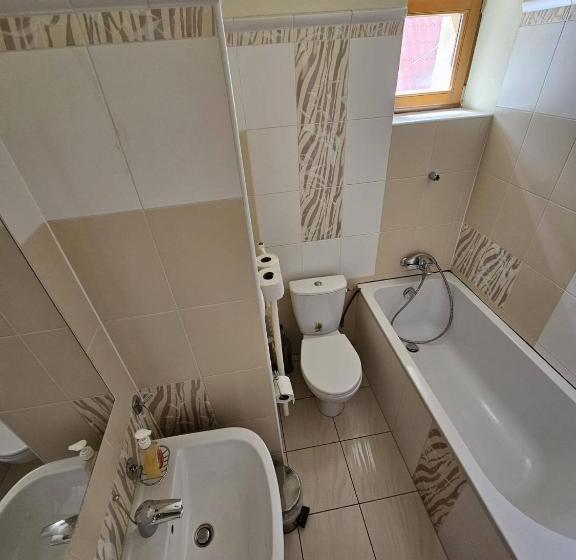 スタンダードスタジオ, Penzion Pod Krivanom