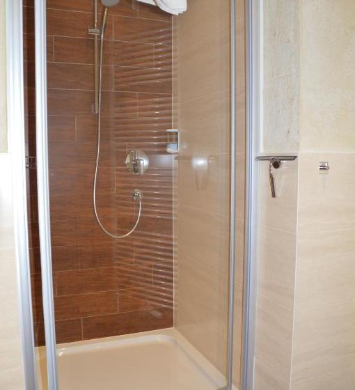 חדר משפחתי, Pension Truya   Hof