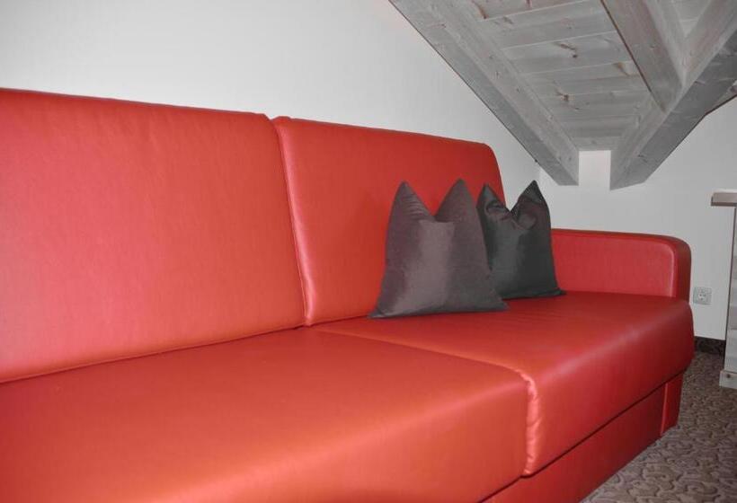 חדר משפחתי, Pension Truya   Hof