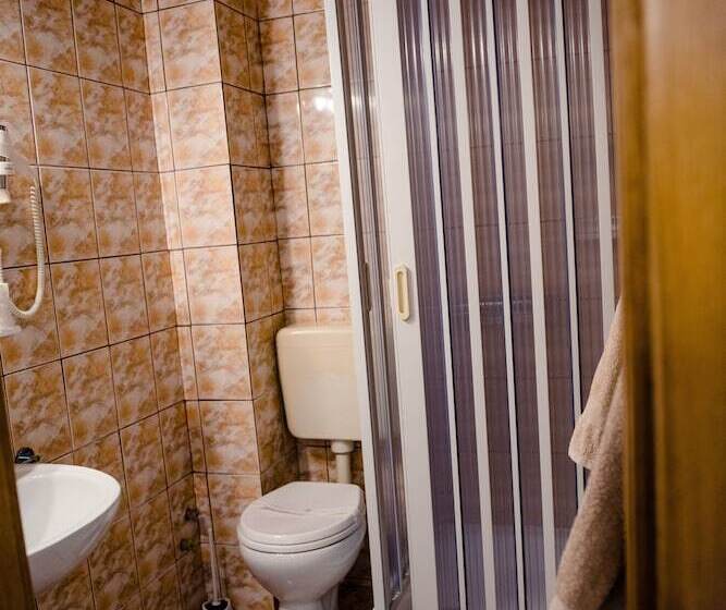 חדר סופריור, Pensiune Roua