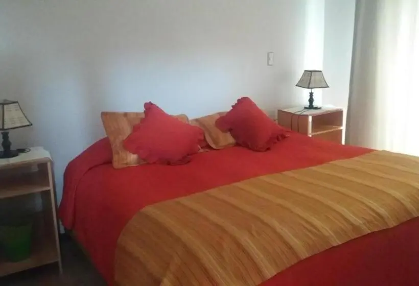 بانگلوی استاندارد, Apart Hotel Y Cabanas Vegasur