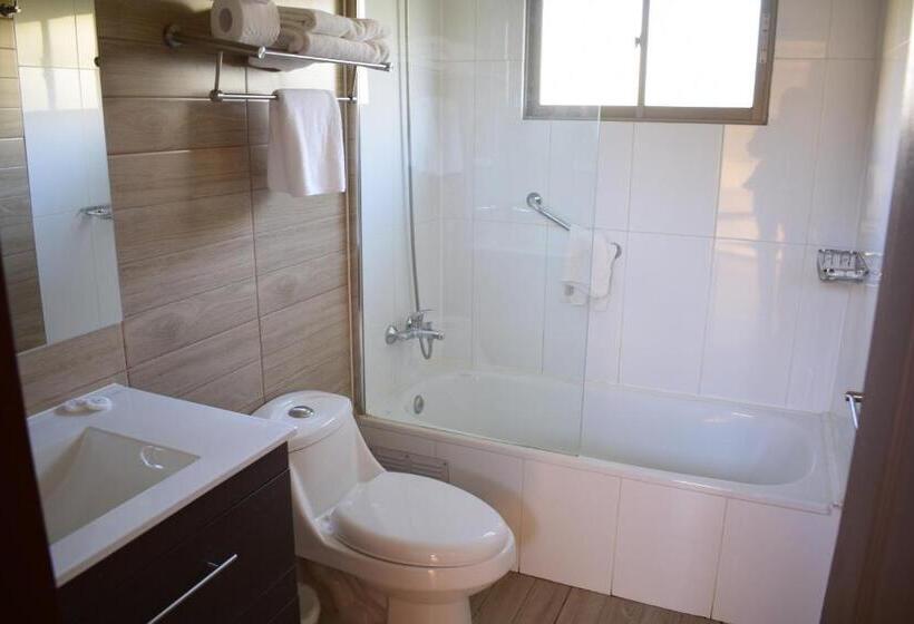 بانگلوی استاندارد, Apart Hotel Y Cabanas Vegasur