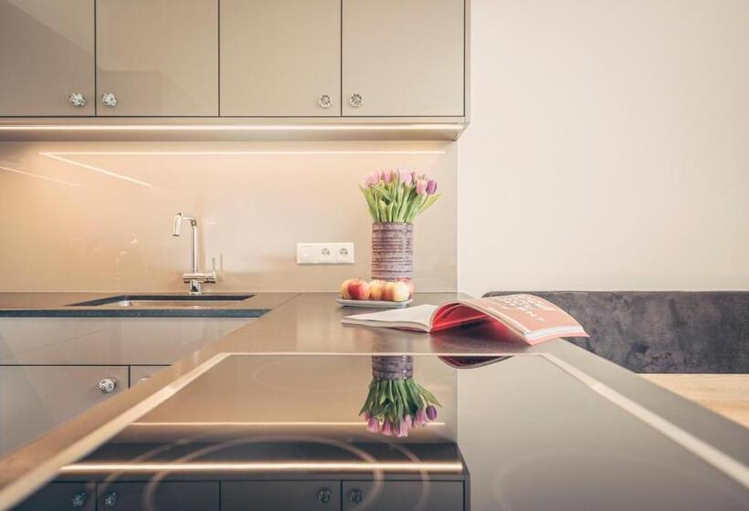 Апартаменты 1 Спальня, Emma S Kleines