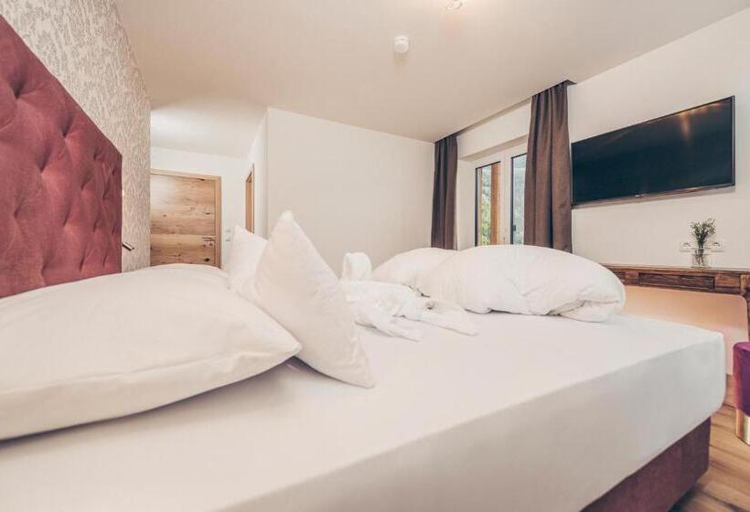 Номер Стандарт, Emma S Kleines