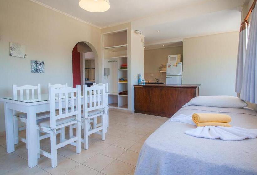 带1个卧室的带阳台的公寓, Dos Mareas Apart   Piscina Climatizada Cubierta