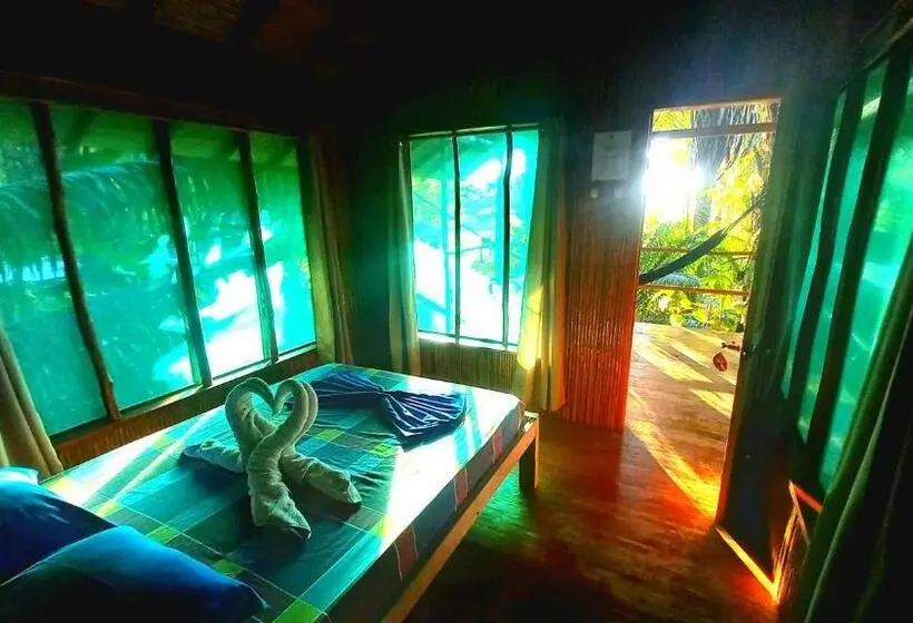 اتاق استاندارد با بالکن و چشم‌انداز دریا, Encanto Lodge