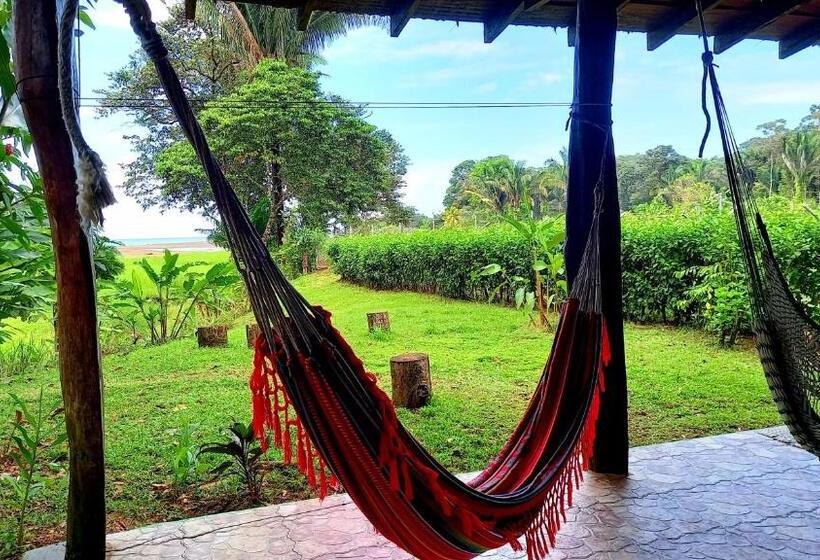 بنجلو قياسى مطل على البحر, Encanto Lodge